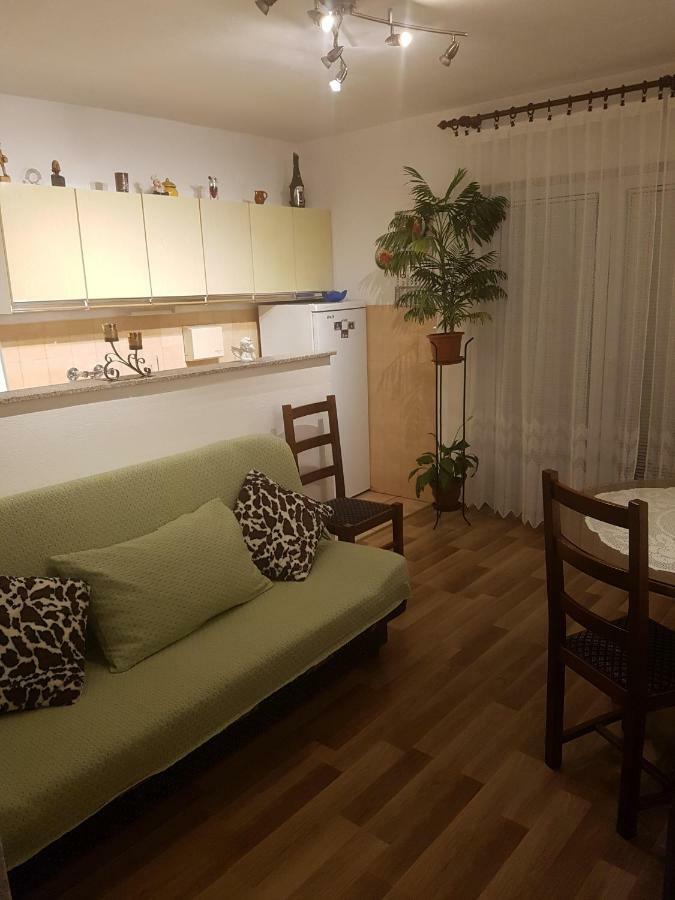 Appartement Apartman Toja à Senj  Extérieur photo